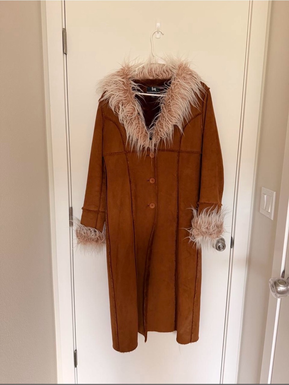 blanc noir Faux-Suede Trench Coat with Faux-Fur Trim - Brown